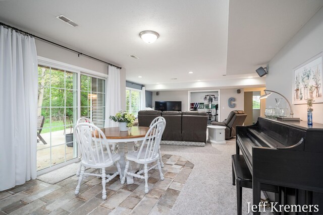 7153 Keystone Ct, Jenison, MI 49428 - view of dining room