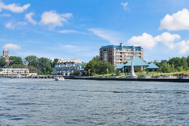 2719 Lake Shore Dr, Saint Joseph, MI 49085