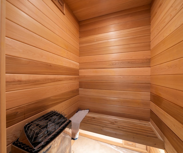 6201 Donovanridge, Dexter, MI 48130 - relaxing sauna featuring wooden walls