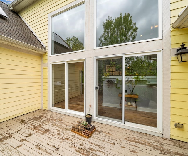 6201 Donovanridge, Dexter, MI 48130 - view of deck