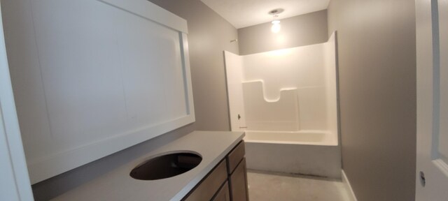 5478 Albright Ave SW Unit 50, Wyoming, MI 49418 - full bathroom with vanity and shower / washtub combination