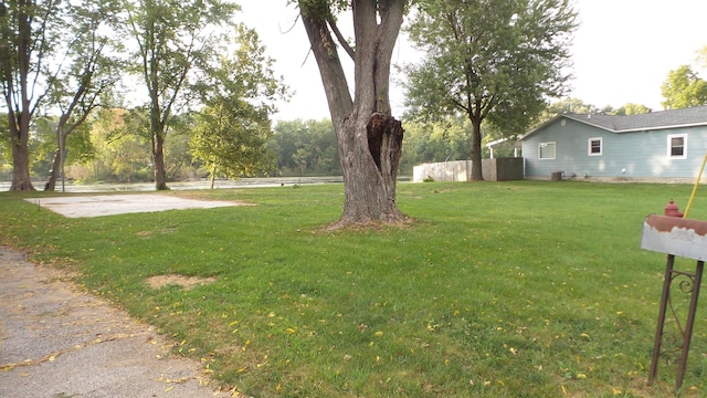 265 W Water St, Constantine, MI 49042