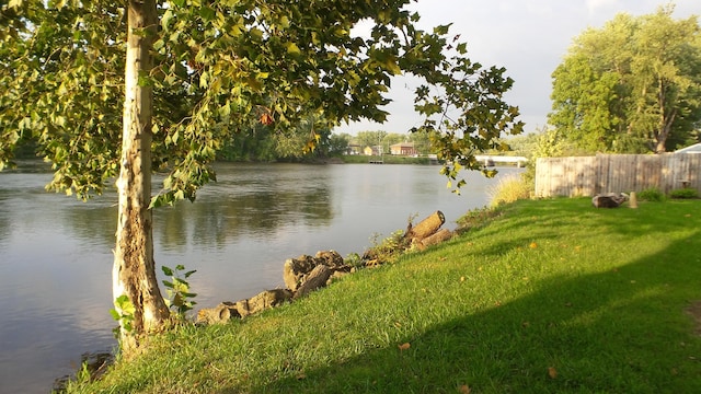 265 W Water St, Constantine, MI 49042