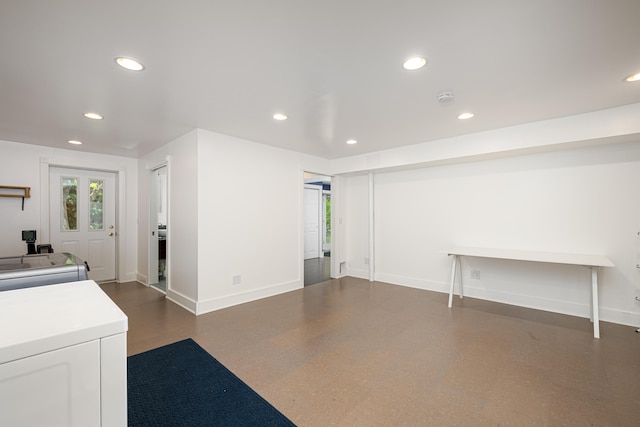 818 S 7th St, Ann Arbor, MI 48103 - interior space featuring independent washer and dryer, recessed lighting, baseboards, and dark floors