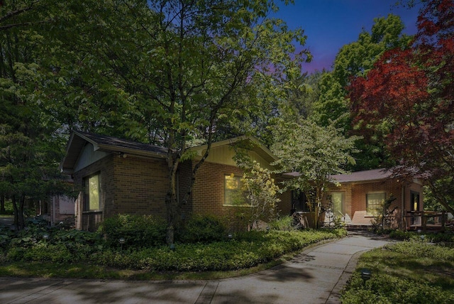 1630 S 3rd St, Niles, MI 49120 - view of front facade featuring brick siding
