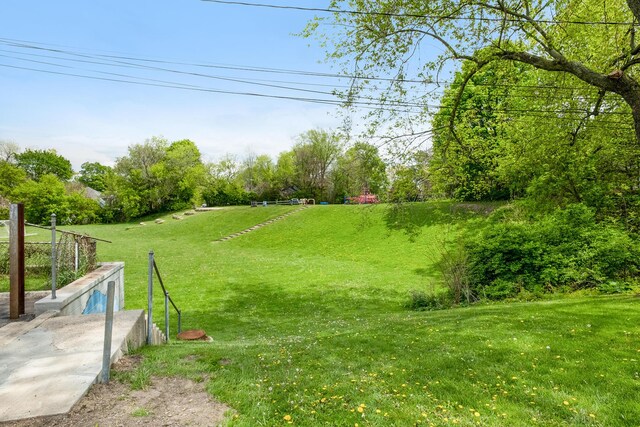 429 S 7th St # 1, Ann Arbor, MI 48103 - view of green lawn