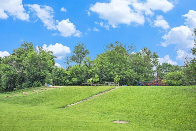 429 S 7th St # 1, Ann Arbor, MI 48103 - view of green lawn featuring view of wooded area