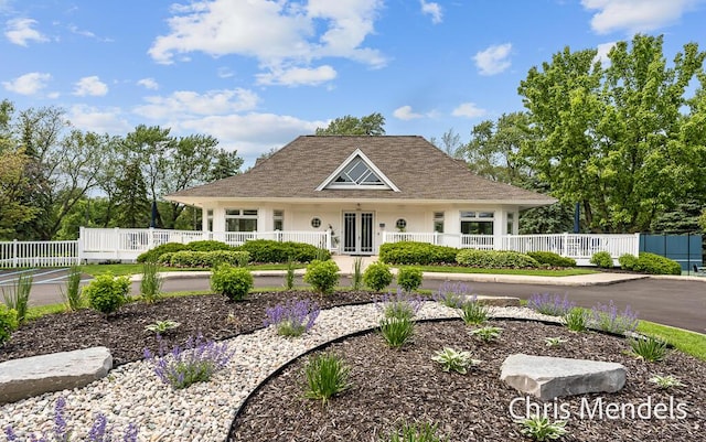 150 Bay Circle Dr, Holland, MI 49424 - view of front of property with a shingled roof