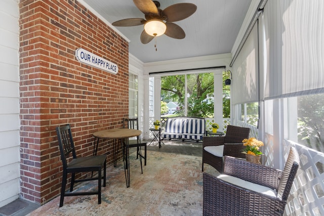 770 Bloomfield Blvd, Jackson, MI 49203 - sunroom featuring ceiling fan