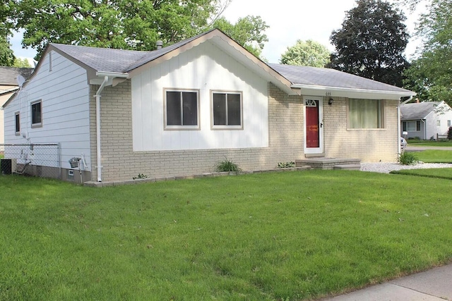 655 Robinwood Dr, Troy, MI 48083