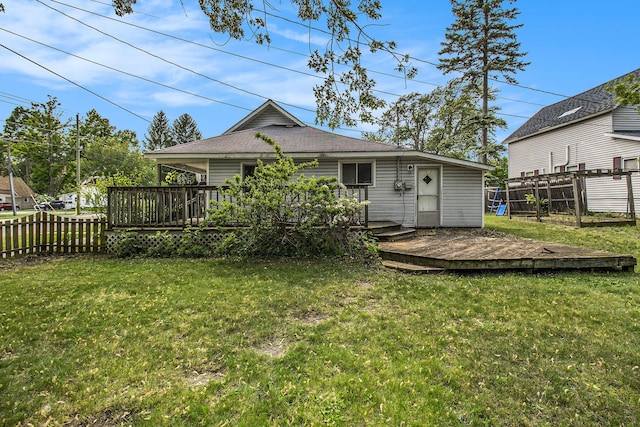 302 Wood St, Hart, MI 49420 - back of property with a deck