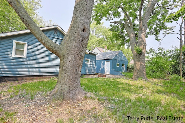 987 Oak Ave, Muskegon, MI 49442 - view of back of property