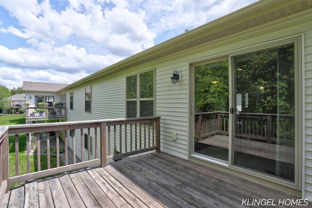 926 N Sandalwood Cir, Muskegon, MI 49441 - view of wooden deck