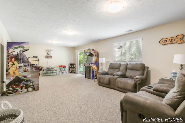926 N Sandalwood Cir, Muskegon, MI 49441 - living room featuring a textured ceiling and carpet