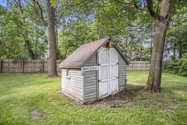 3544 Briggs Blvd NE, Grand Rapids, MI 49525 - view of shed