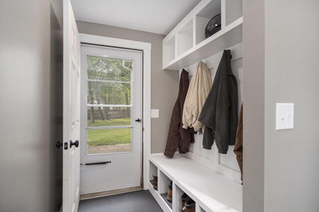 3544 Briggs Blvd NE, Grand Rapids, MI 49525 - view of mudroom