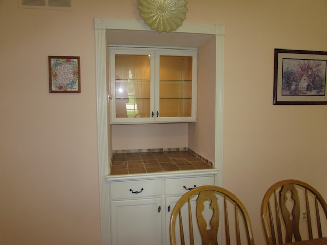 9920 Cambridge Ct, South Lyon, MI 48178 - detailed view