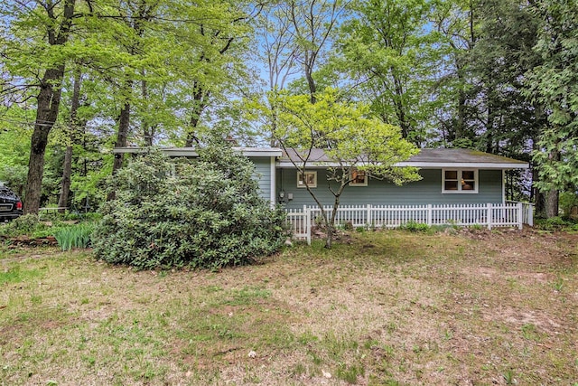4468 Teal Ln, Newaygo, MI 49337 - view of front facade