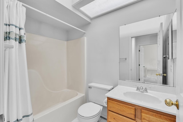 2539 Country Village Ct, Ann Arbor, MI 48103 - full bathroom with toilet, shower / bathtub combination with curtain, and vanity