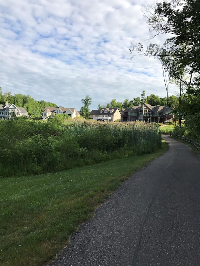 8683 Heron Ct, Watervliet, MI 49098