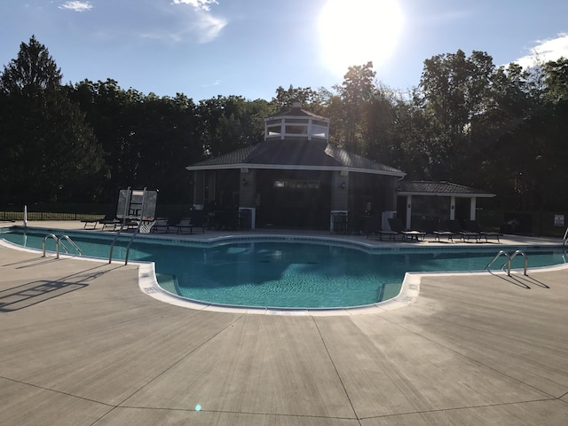 8683 Heron Ct, Watervliet, MI 49098