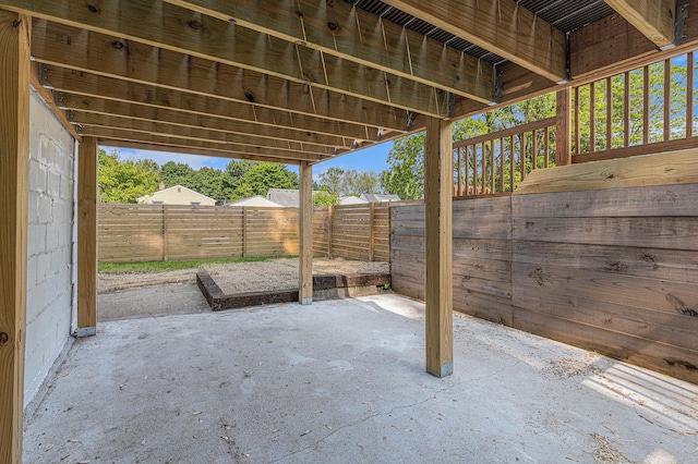 1335 Knapp St NE, Grand Rapids, MI 49505 - view of patio / terrace