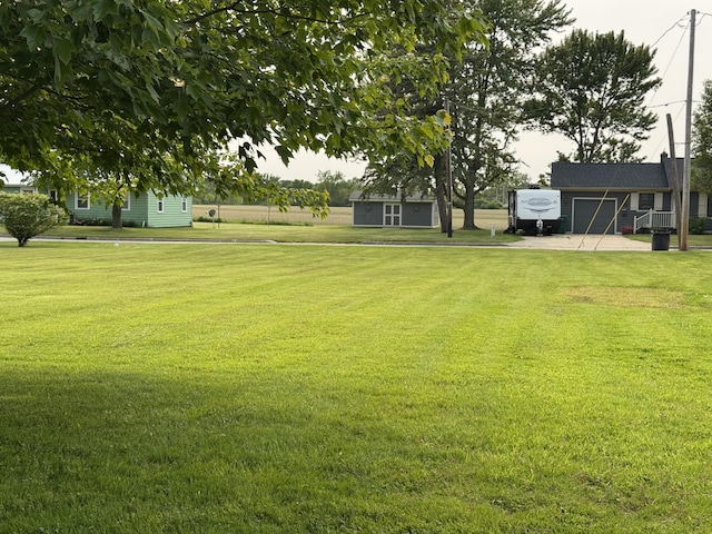 405 Sherwood Ave, Three Oaks, MI 49128