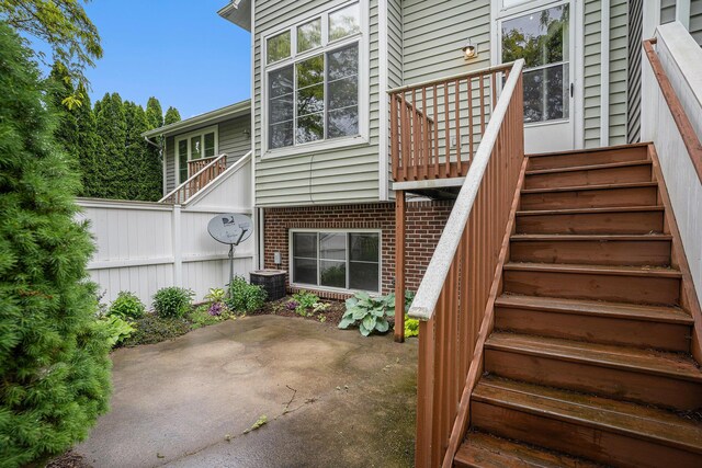 302 NE Xing, Holland, MI 49423 - photo 4