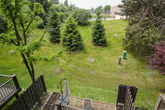 2503 Meade Ct, Ann Arbor, MI 48105 - view of yard