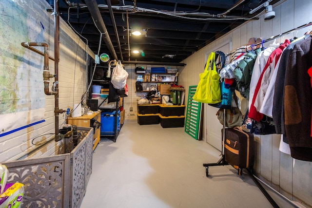953 Berkshire Rd, Grosse Pointe Park, MI 48230 - view of unfinished basement