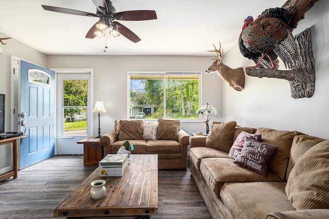 84 Eldred St, Battle Creek, MI 49015 - living area featuring dark wood-style flooring and ceiling fan