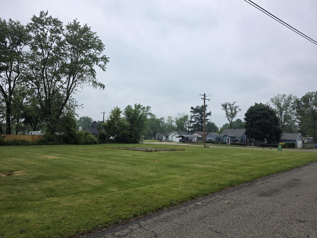 1549 Iroquois Ave, Battle Creek, MI 49015 - photo 2