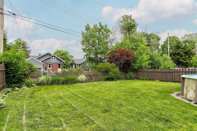 43 W Cherry Ave, Zeeland, MI 49464 - view of yard