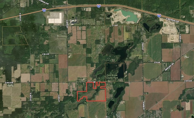 4500 S 42nd St, Climax, MI 49034