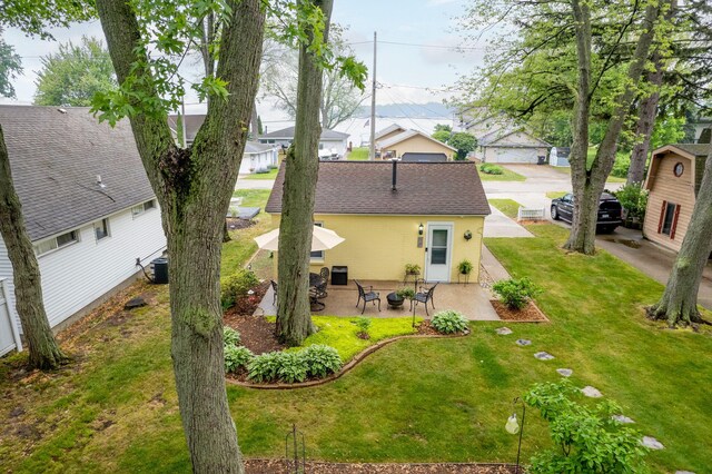 1669 Waukazoo Dr, Holland, MI 49424