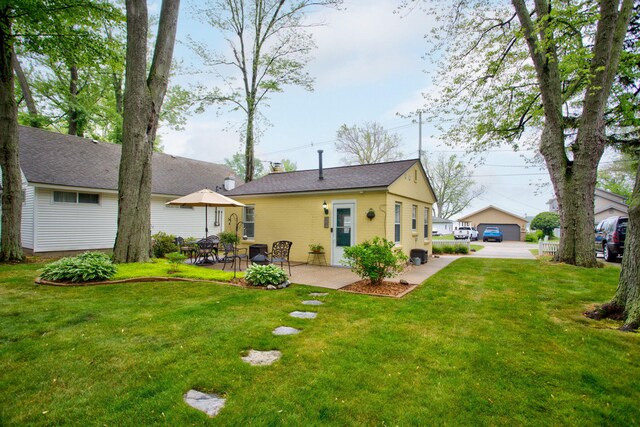 1669 Waukazoo Dr, Holland, MI 49424