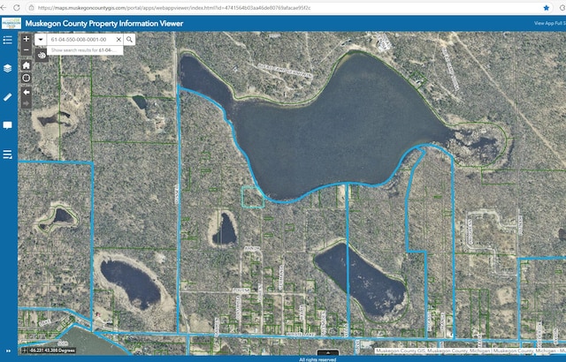 Forest St, Twin Lake, MI 49457