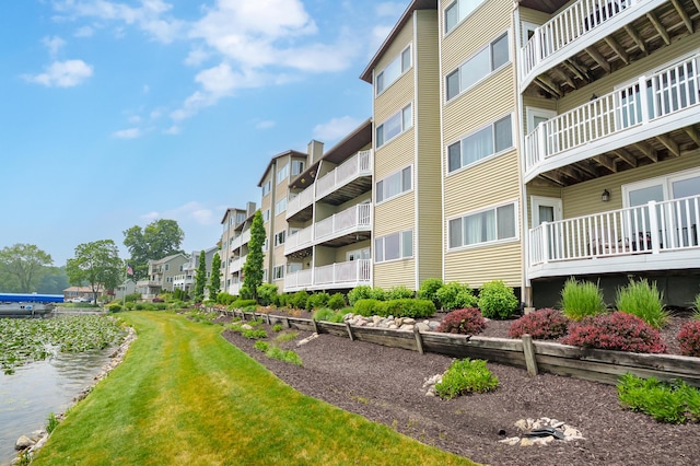 125 Wa Wee Nork Dr Unit 109-5-A, Battle Creek, MI 49015 - view of apartment building / complex featuring a water view