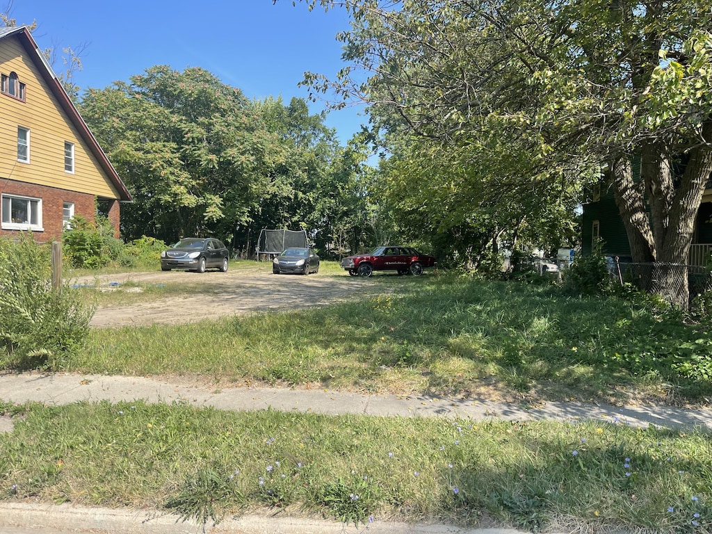 180 Upton Ave, Battle Creek, MI 49037