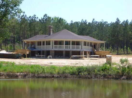 15326 Madron Lake Rd, Buchanan, MI 49107