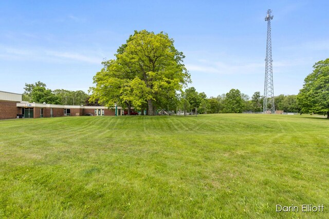 306 W Russell St, Hubbardston, MI 48845 - view of grassy yard