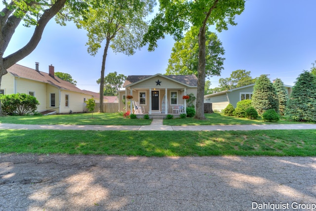 2018 Oak Ave, Muskegon, MI 49445