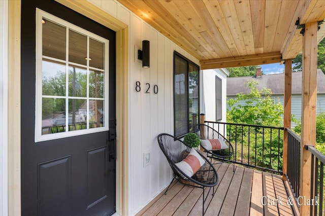 820 Hackett St, Ionia, MI 48846 - view of porch
