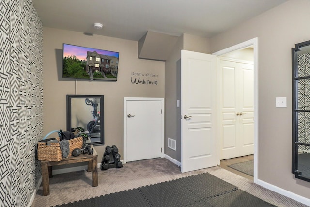 2605 Helmsdale Cir, Rochester, MI 48307 - view of exterior entry