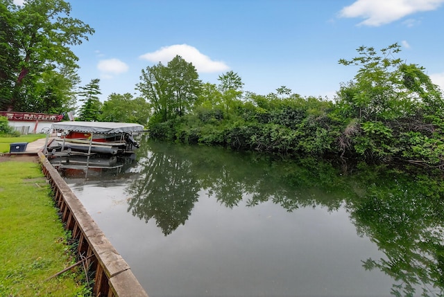 60757 Beechwood Ln, Cassopolis, MI 49031 - dock area with a water view and boat lift