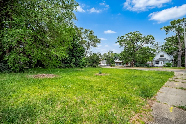 719 E Apple Ave, Muskegon, MI 49442