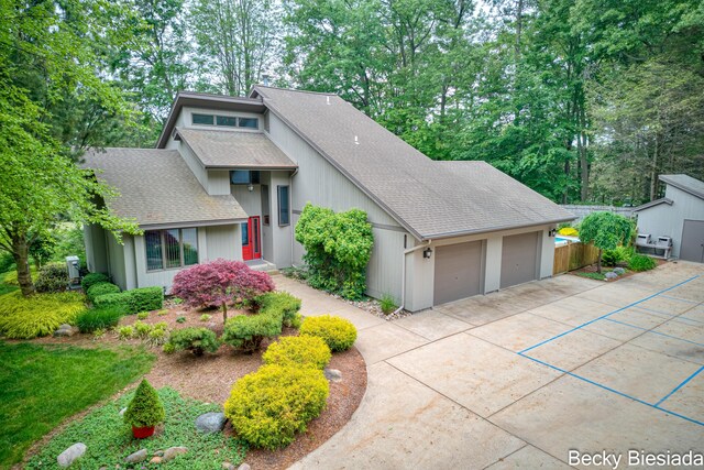 4731 Rood Rd, Norton Shores, MI 49441 - photo 1