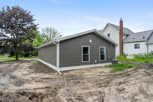 307 N Perrine St, Jackson, MI 49201 - back of house