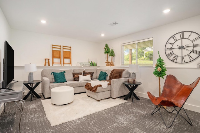 15532 Winchester Cir, Grand Haven, MI 49417 - living room with baseboards and recessed lighting