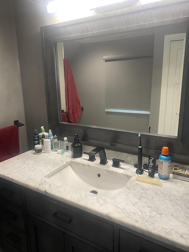 10114 Lincoln Dr, Huntington Woods, MI 48070 - bathroom featuring vanity